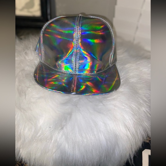 Silver hat - Picture 9 of 10